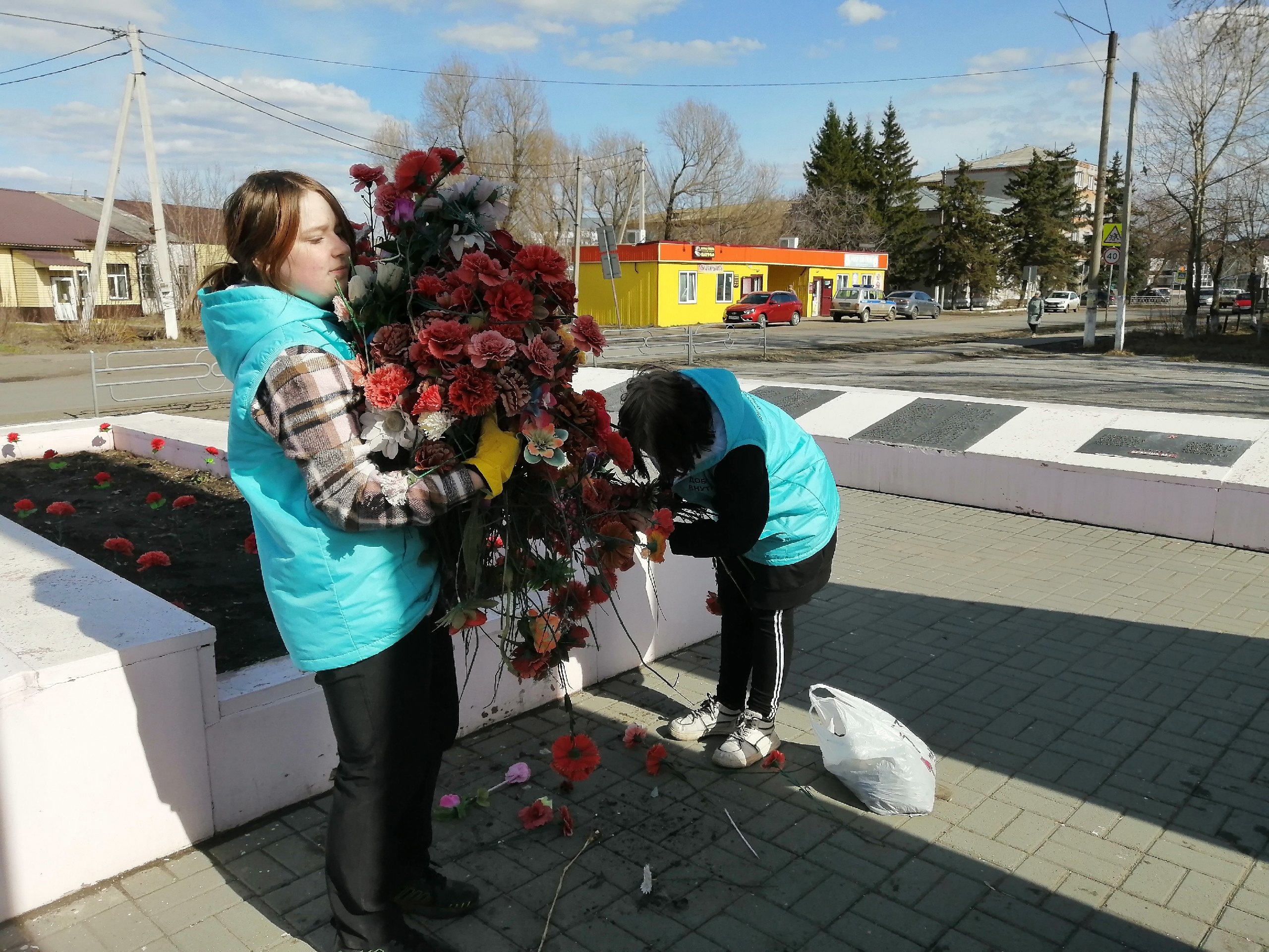 Волонтёры в деле.